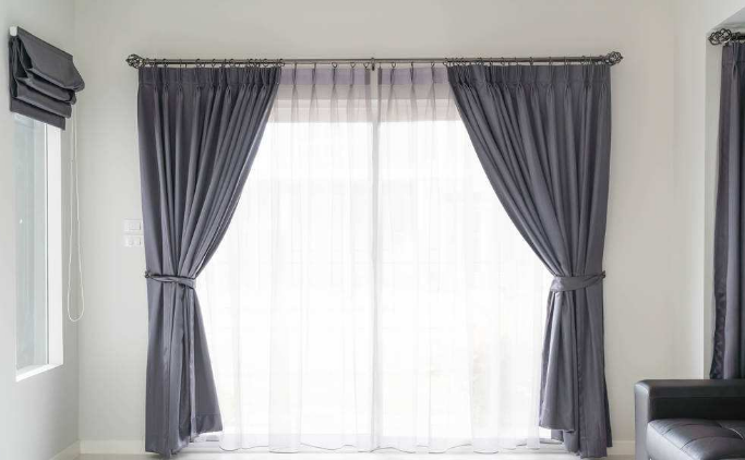 什么是自动卷帘窗帘？